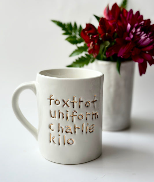 Foxtrot mug: 22kt gold